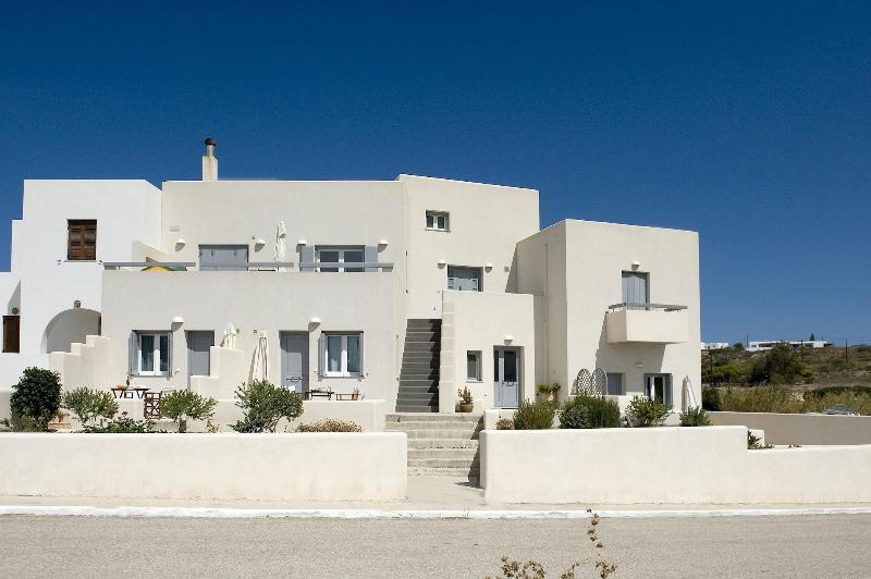 Tsakanos Home Adamantas  Exterior foto